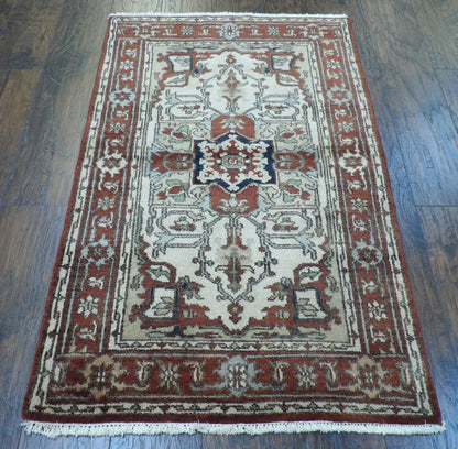 Sherapi 3'0"x5'0" Hand-knotted Rug -w143