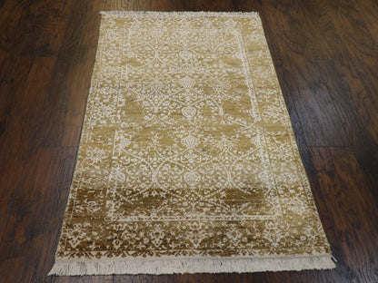 Transitional Broken 3'0"x5'0" Hand-knotted Rug -w188