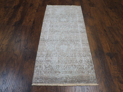 Transitional Broken Design 2'6" x 6'0" Hand knotted Rug - w222