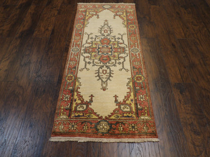 Fine Persian Heriz 2'6" x 6'0'' Hand-knotted Rug - w235