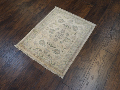 Oushak Chobie Natural-dye Whitewash 2'0"x3'0" Hand-knotted Rug -w323