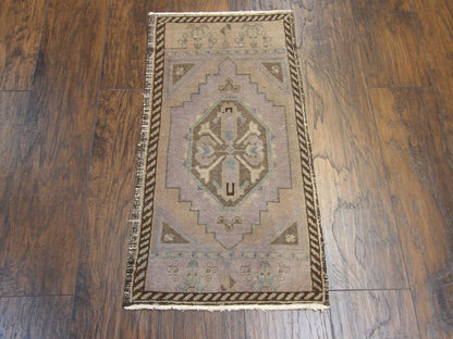 Vintage Turk Anatolian Antique Yastik 2' x 3' Hand-knotted Rug - W342