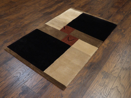 Modern Geometrical Design 4'0"x6'0" Hand-knotted Rug - w362