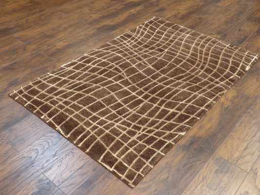 Modern Geometrical Design 4'0"x6'0" Hand-knotted Rug -w369