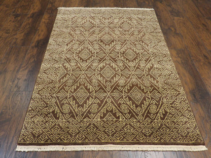 Transitional Ikat Design Natural-dye 4'0"x6'0" Hand-knotted Rug -w374