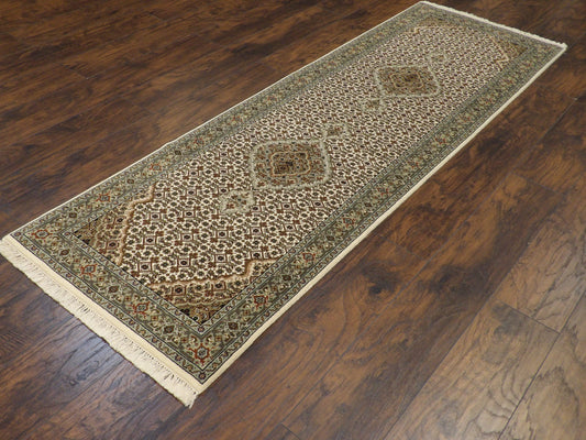 Fine Persian Tabriz 2'6"x8'0" Hand-knotted Rug -w398