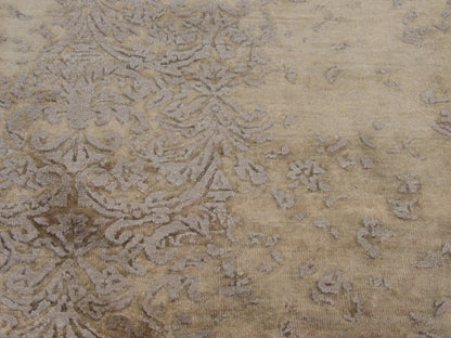 Transitional Damask 2'6"x8'0" Hand-knotted Rug -w443