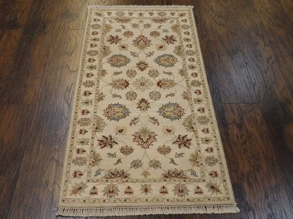 Indo Chobie  Hand knotted Wool Rug 2'4" x 4'6" - w519