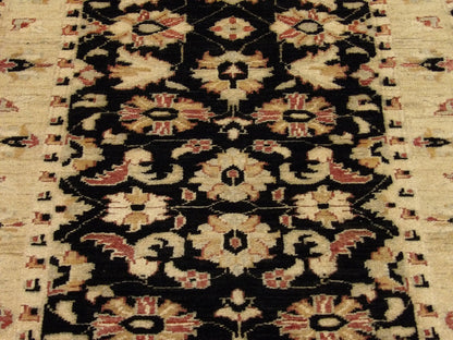 Oushak Chobie Natural-dye 2'6"x10'0" Hand-knotted Rug - w575