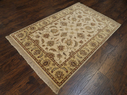 Indo Chobie Natural-dye 4'0x6'0" Hand-knotted Rug -w620