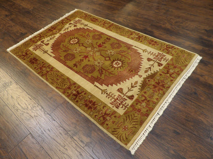 Tribal Anatolian Design 4'0"x6'0" Hand-knotted Rug -w632
