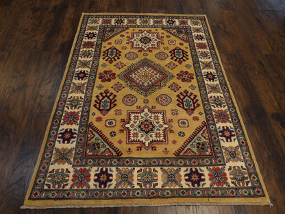 Tribal Kazak 4'0"x6'0" Hand-knotted Rug -w662