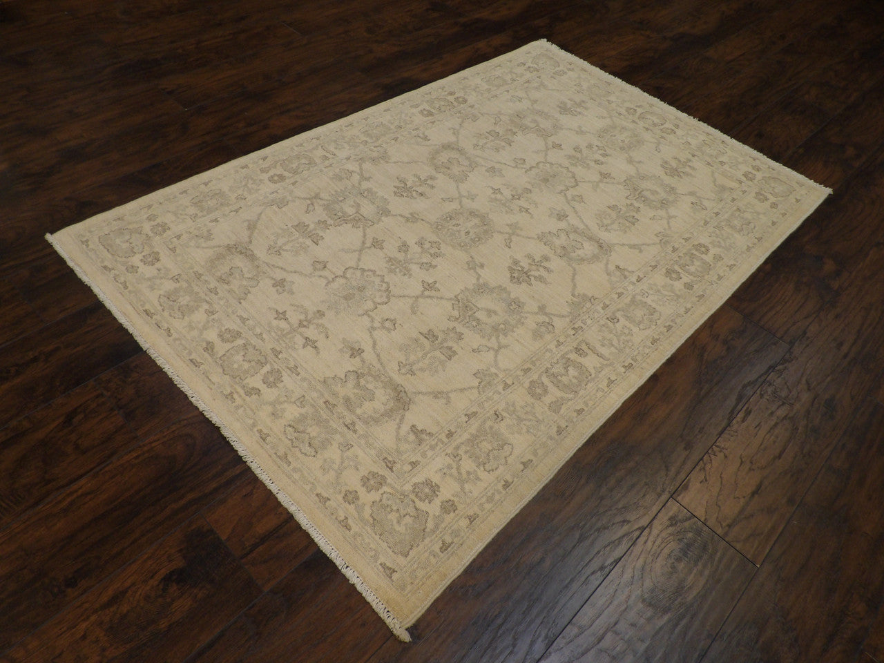 Oushak Chobie White Wash 4'0"x6'0" Hand-knotted Rug -w672