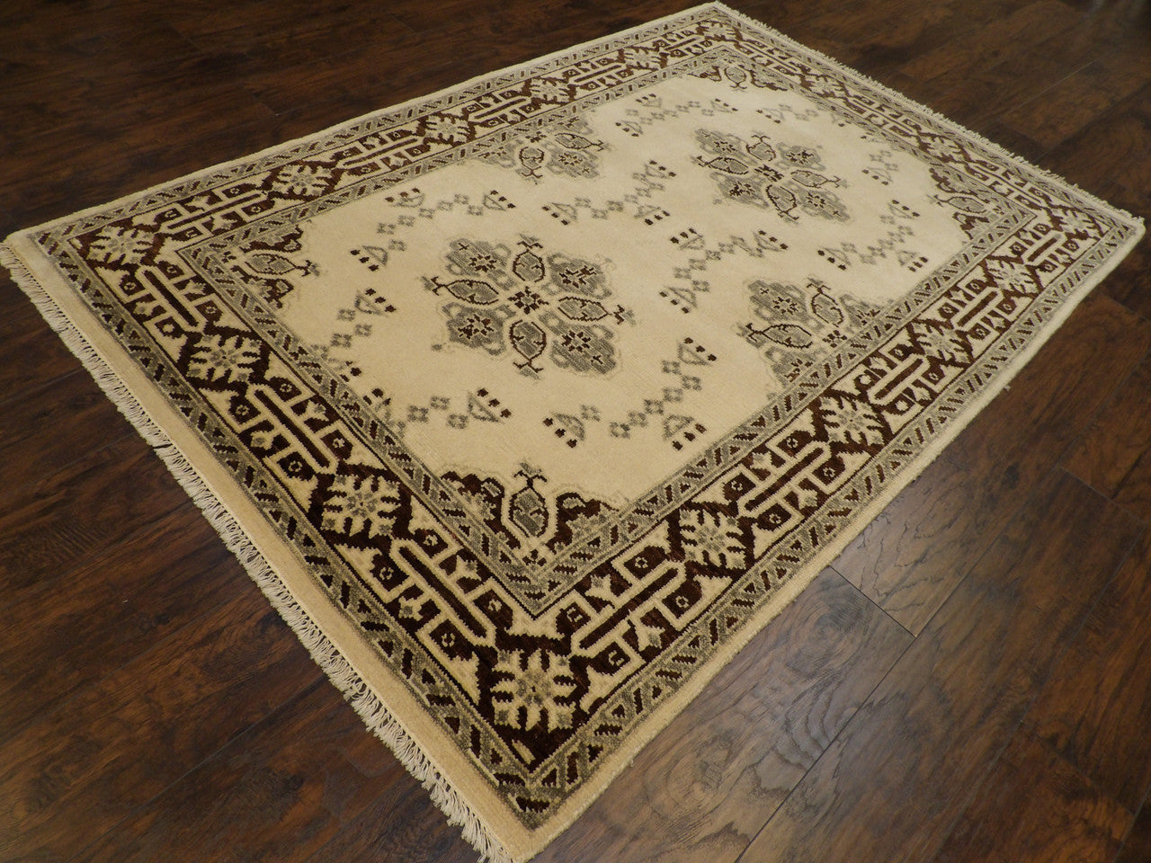 Brown 5'0" x 8'0" Tribal Fine Heriz Natural dye Hand knotted Wool Rug - Sku: W741