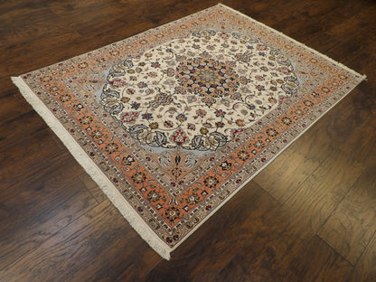 Fine Persian Qum 5'0"x8'0" Hand-knotted Rug -W750
