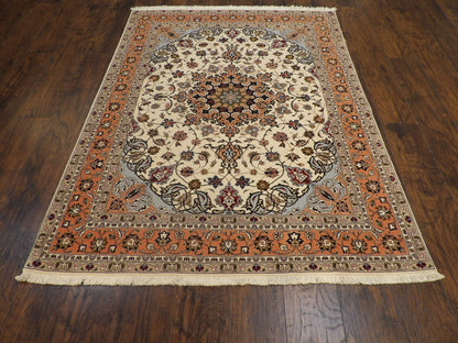 Fine Persian Qum 5'0"x8'0" Hand-knotted Rug -W750