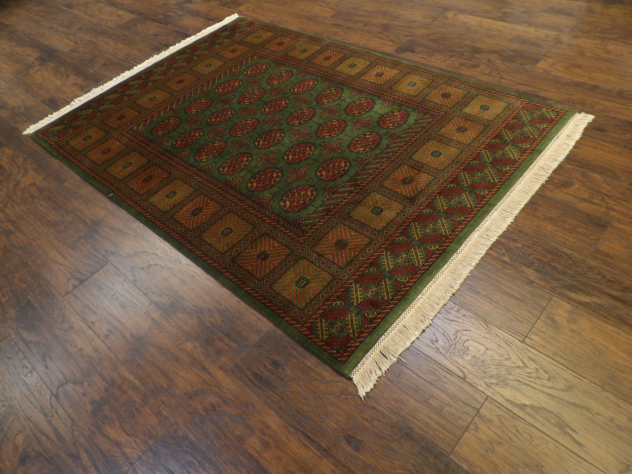 Green 5'0" x 8'0" Tribal Bokhara Elephant Print Hand knotted Wool Rug - Sku: W757