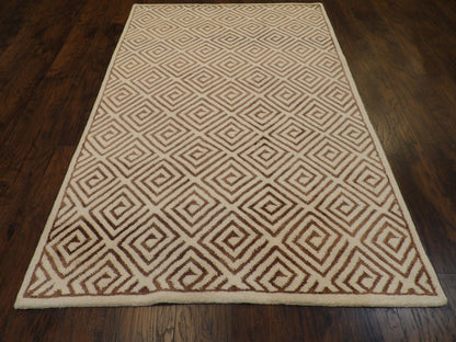 Transitional Moroccan Floral Diamond Design 5'0"x8'0" Hand-knotted Rug -W835