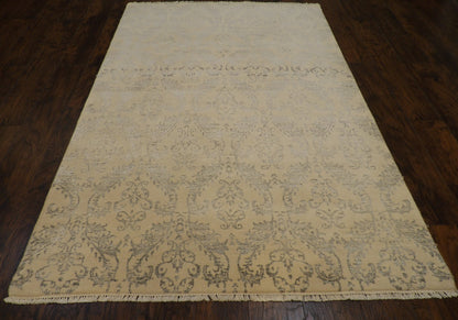 Transitional Damask Floral Design 5'0"x8'0" Hand-knotted Rug -W836