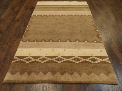 Tribal Modern Gabbeh Natural Dye 5'0"x8'0" Hand-knotted Rug -W837