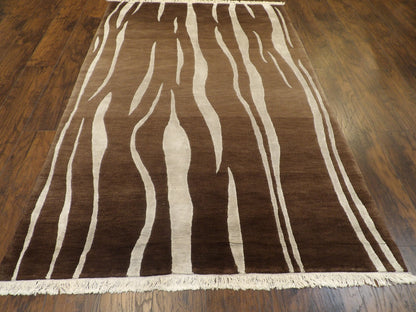 Tibetan Carved Wave Design 5'0"x8'0" Hand-knotted Rug -W852