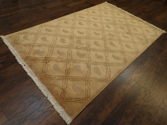 Tibetan Loop Diamond Design 5'0"x8'0" Hand-knotted Rug -W861